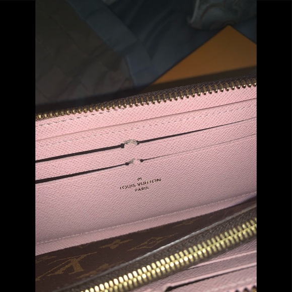🩰Louis Vuitton Clemence Wallet 🩰 - Picture 3 of 10